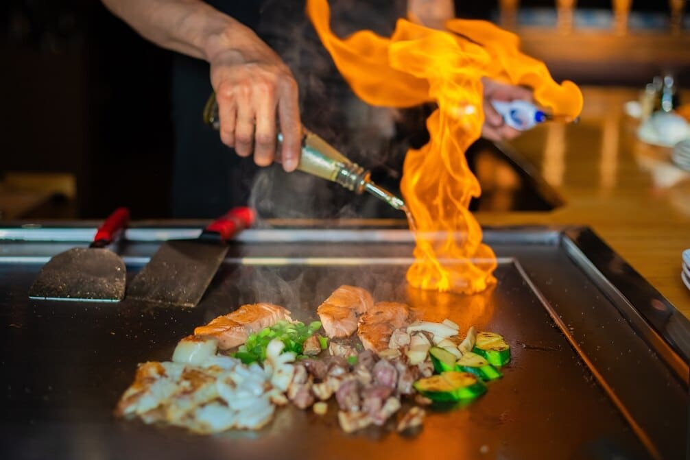 How Much to Tip a Hibachi Chef