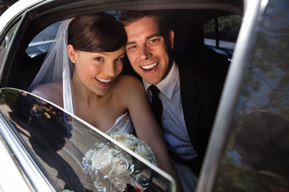 How Much to Tip a Limo Driver for a Wedding