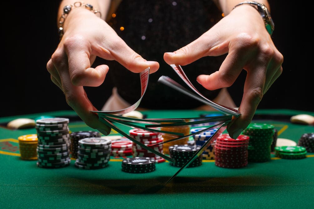 How Much to Tip a Poker Dealer