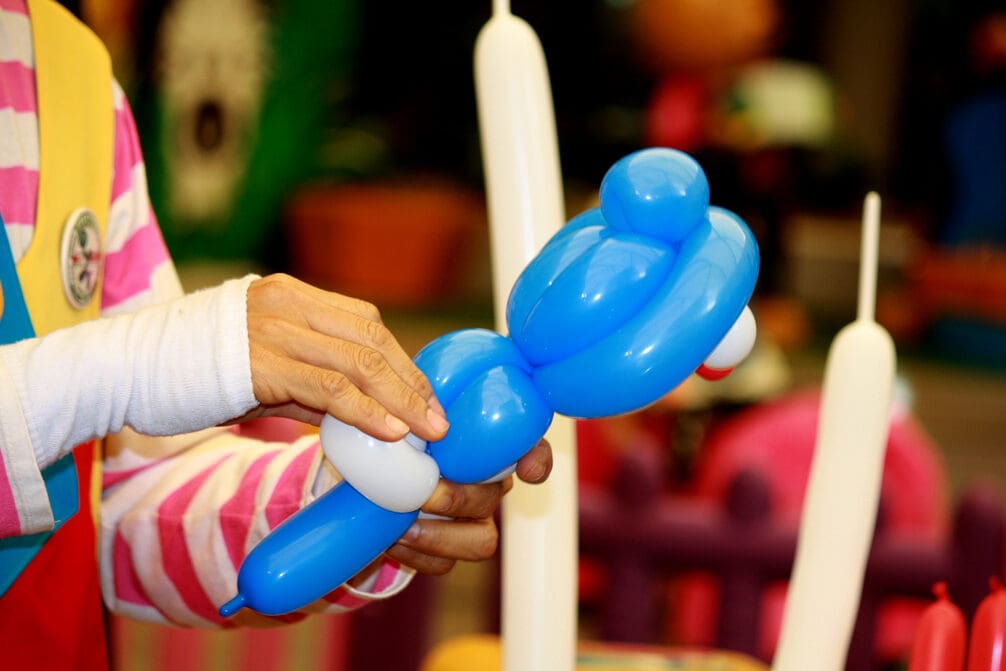 How Much to Tip a Balloon Artist